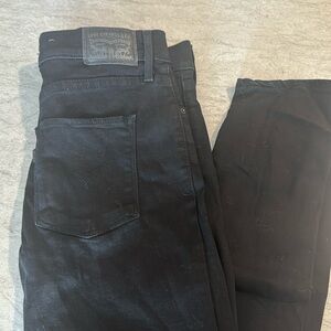 Levi’s 311 shaping skinny